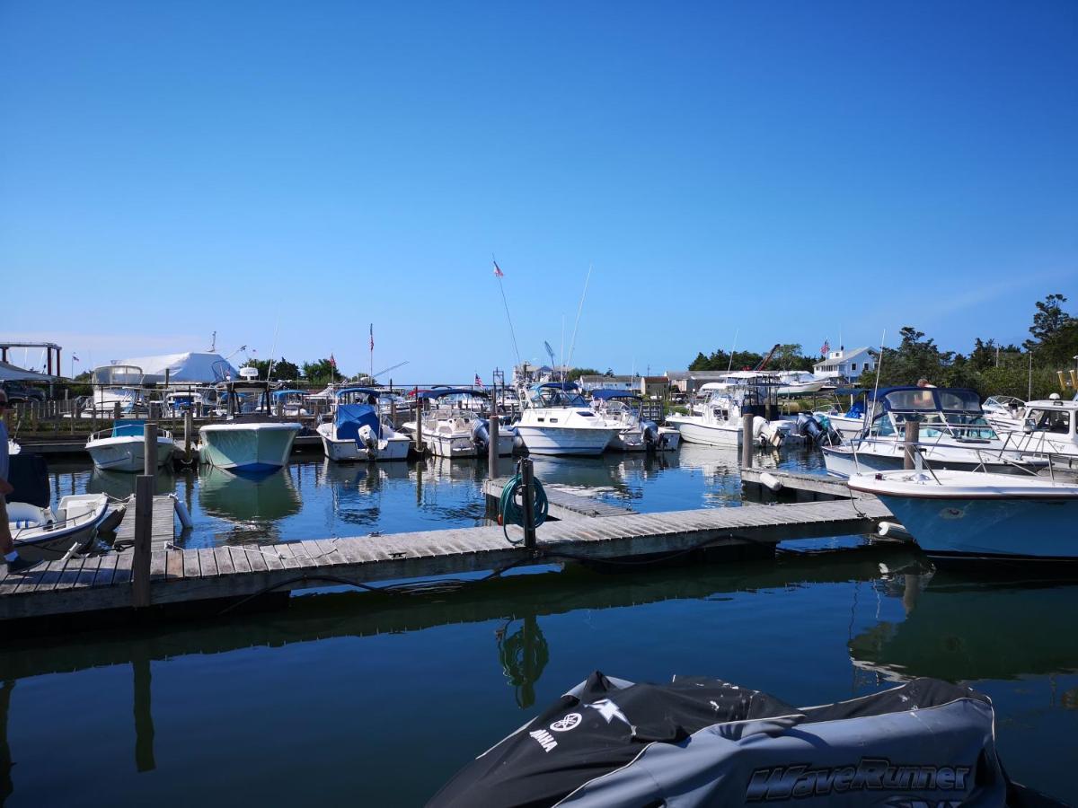 Bay Watch Hotel And Marina Hampton Bays Exteriér fotografie